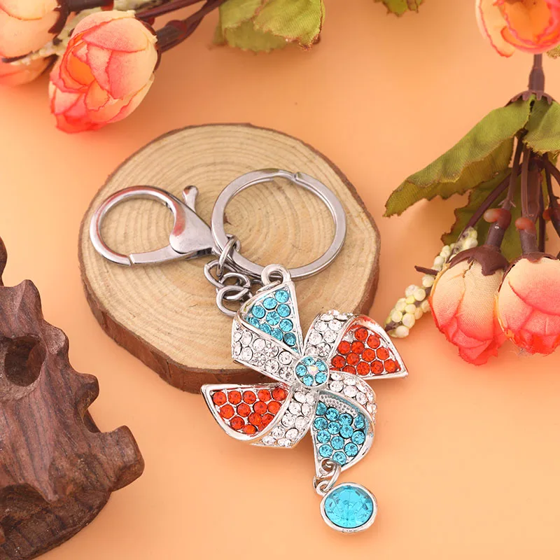 2019 New Zircon Windmill Style Keychain Fashion Versatile Jewelry Cute Shiny Metal Keychain Accessories Fine Ladies Bag Pendant
2019 New Zircon Windmill Style Keychain Fashion Versatile Jewelry Cute Shiny Metal Keychain Accessories Fine Ladies Bag Pendant