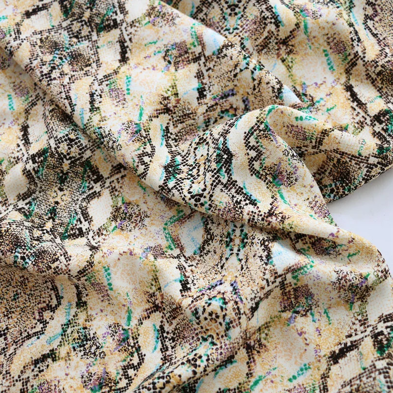 1 meter X 1.43 meter Africa Snake Patterned Material Soft Viscose Rayon Fabric Poplin
1 meter X 1.43 meter Africa Snake Patterned Material Soft Viscose Rayon Fabric Poplin