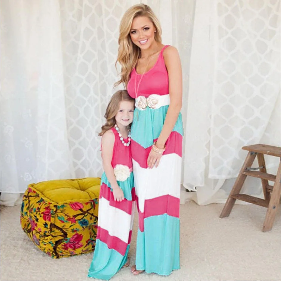 New Summer Matching Mother Daughter Dresses Clothes Long Maxi Dress Family Look Mommy and Me Clothes Mom and Daughter Dress
New Summer Matching Mother Daughter Dresses Clothes Long Maxi Dress Family Look Mommy and Me Clothes Mom and Daughter Dress