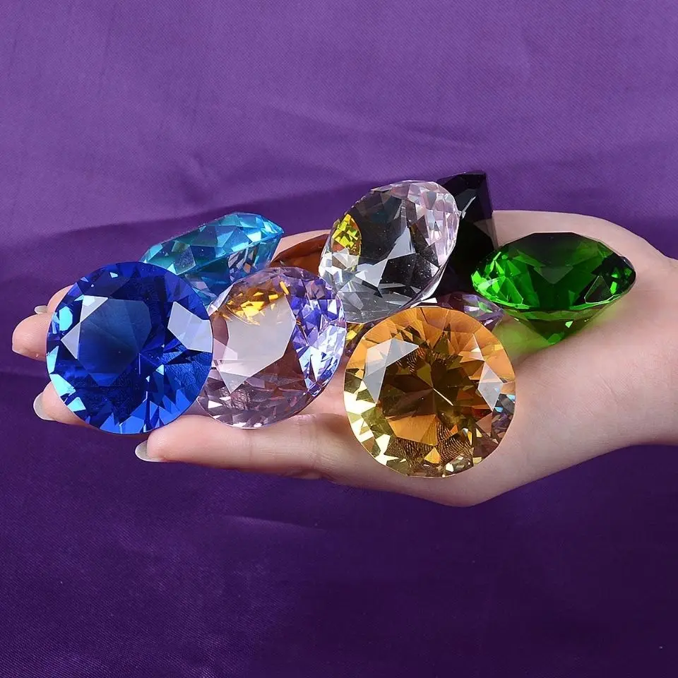 1Pcs 3-4CM Big Crystal Glass Diamond Gemstone Birthday Holiday Treasure Gift Home Decoration Ornaments Crafts Props
1Pcs 3-4CM Big Crystal Glass Diamond Gemstone Birthday Holiday Treasure Gift Home Decoration Ornaments Crafts Props