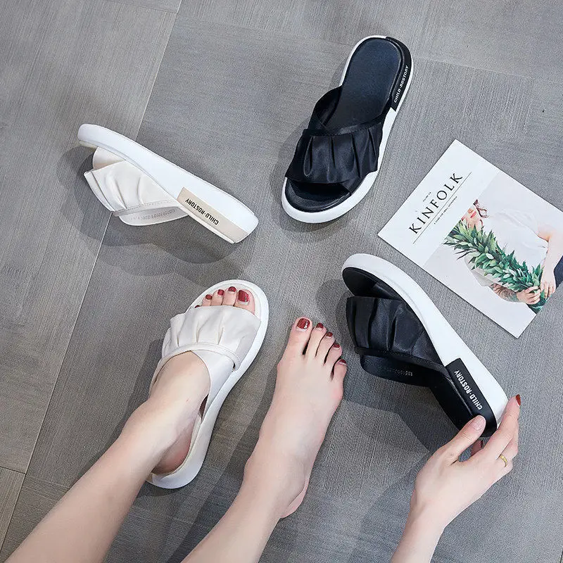 Women Slippers Sandals 2021 Summer Casual Sandals Slipper Flat Heel Slides Sandals Flat Slippers Beach Shoes Thick Bottom
Women Slippers Sandals 2021 Summer Casual Sandals Slipper Flat Heel Slides Sandals Flat Slippers Beach Shoes Thick Bottom