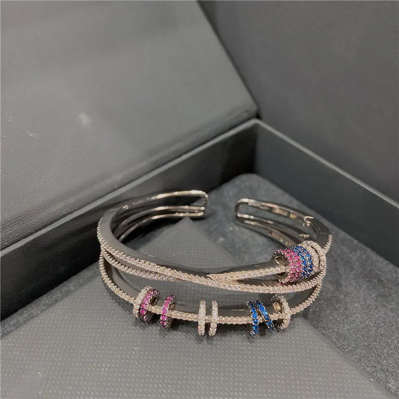 925 Sterling Silver Golden Opening Colorful Bracelet Bracelets Fashion Charm Conform Woman Valentine's Day Charm Optimal Gift
925 Sterling Silver Golden Opening Colorful Bracelet Bracelets Fashion Charm Conform Woman Valentine's Day Charm Optimal Gift