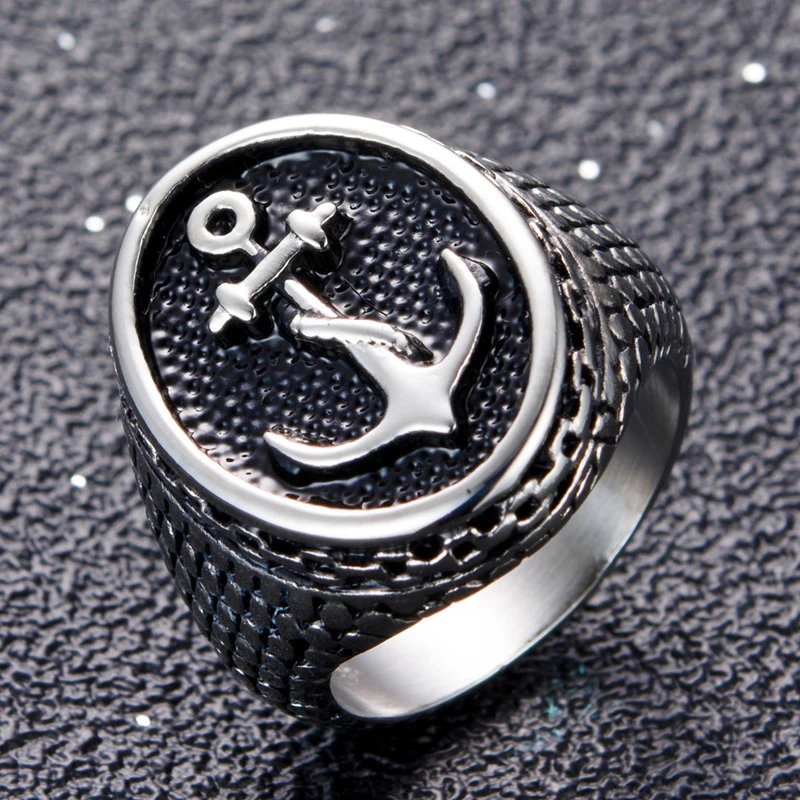 Мужское и женское кольцо с инкрустацией классическое байкерское из нержавеющей