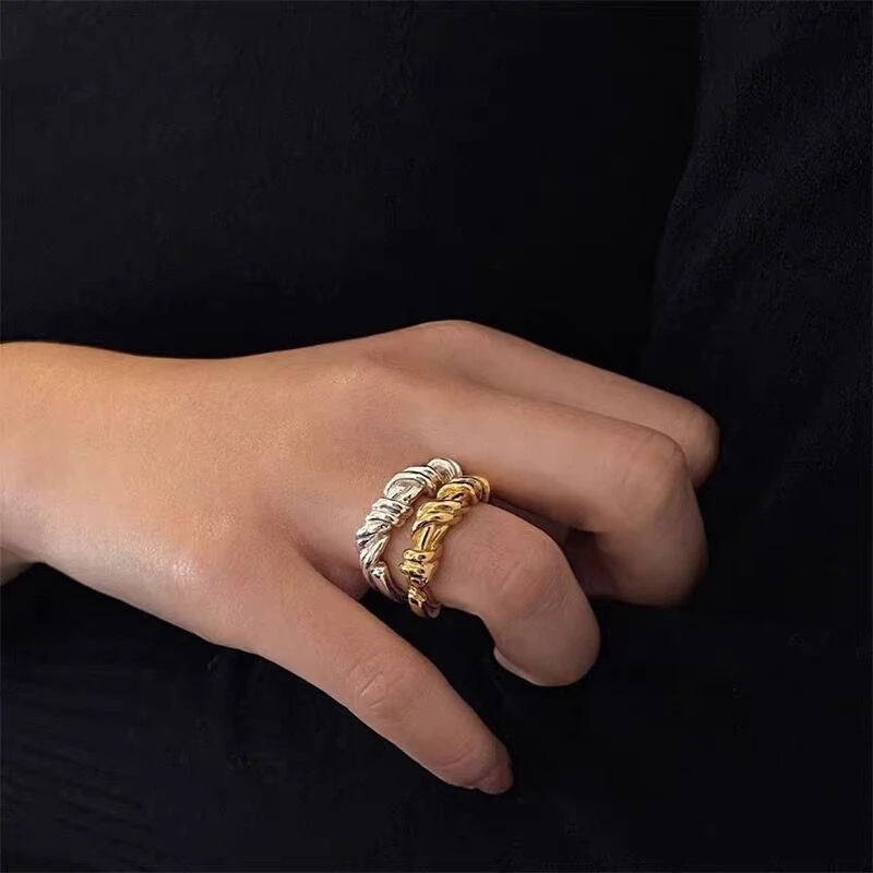 Retro Irregular Metal Ring Gold Silver Color Classical Twist Finger Ring Female Geometric For Women Fashion Wedding Gift Rings
Retro Irregular Metal Ring Gold Silver Color Classical Twist Finger Ring Female Geometric For Women Fashion Wedding Gift Rings