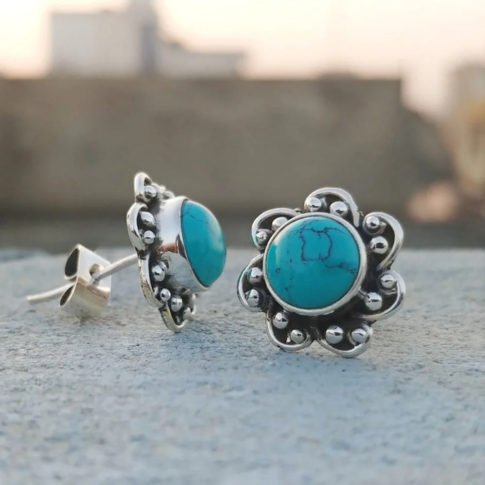 Natural Turquoise Plum Blossom Shape Gemstone Earrings for Women Boho Flower Jewelry 925 Sterling Silver Earrings
Natural Turquoise Plum Blossom Shape Gemstone Earrings for Women Boho Flower Jewelry 925 Sterling Silver Earrings