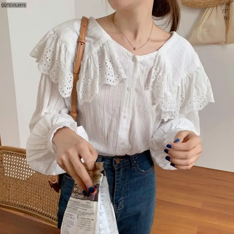 Lace Ruffled Sweet White Shirt Women Tops 2020 New Autumn Korean Style Lantern Sleeve Blouses Woman Chic Blusas
Lace Ruffled Sweet White Shirt Women Tops 2020 New Autumn Korean Style Lantern Sleeve Blouses Woman Chic Blusas