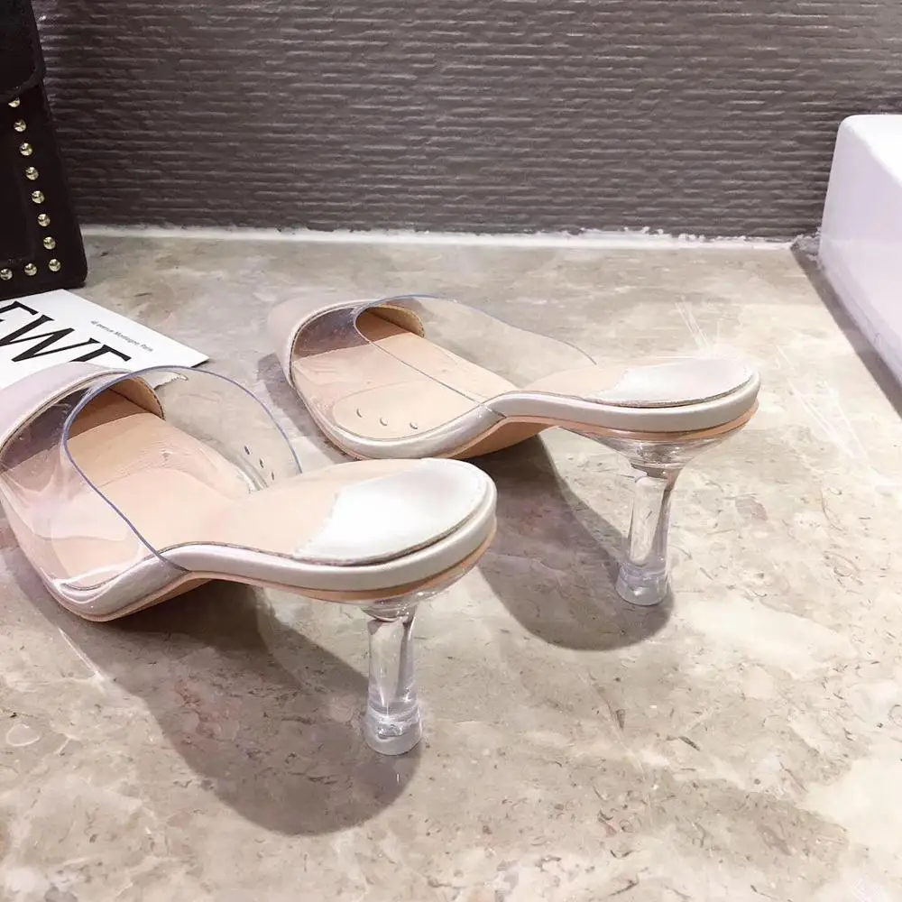 2020 New Fashion PVC Square Head Clear High Heels Slippers Summer Sexy Transparent Slip On Mules Slides Party Wedding Dress Pump
2020 New Fashion PVC Square Head Clear High Heels Slippers Summer Sexy Transparent Slip On Mules Slides Party Wedding Dress Pump