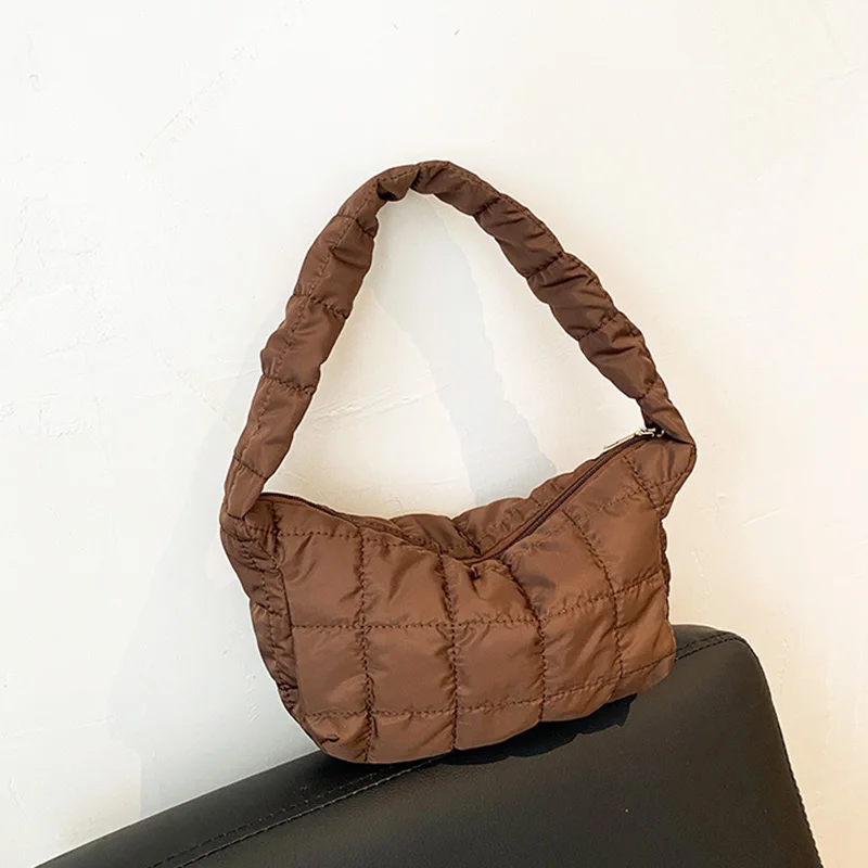 Designer Handbags Women Pleated Thread Plain Oxford Cloth Under Arm Shoulder Bag Minority Ladies Dumpling Casual Hand Bags
Designer Handbags Women Pleated Thread Plain Oxford Cloth Under Arm Shoulder Bag Minority Ladies Dumpling Casual Hand Bags