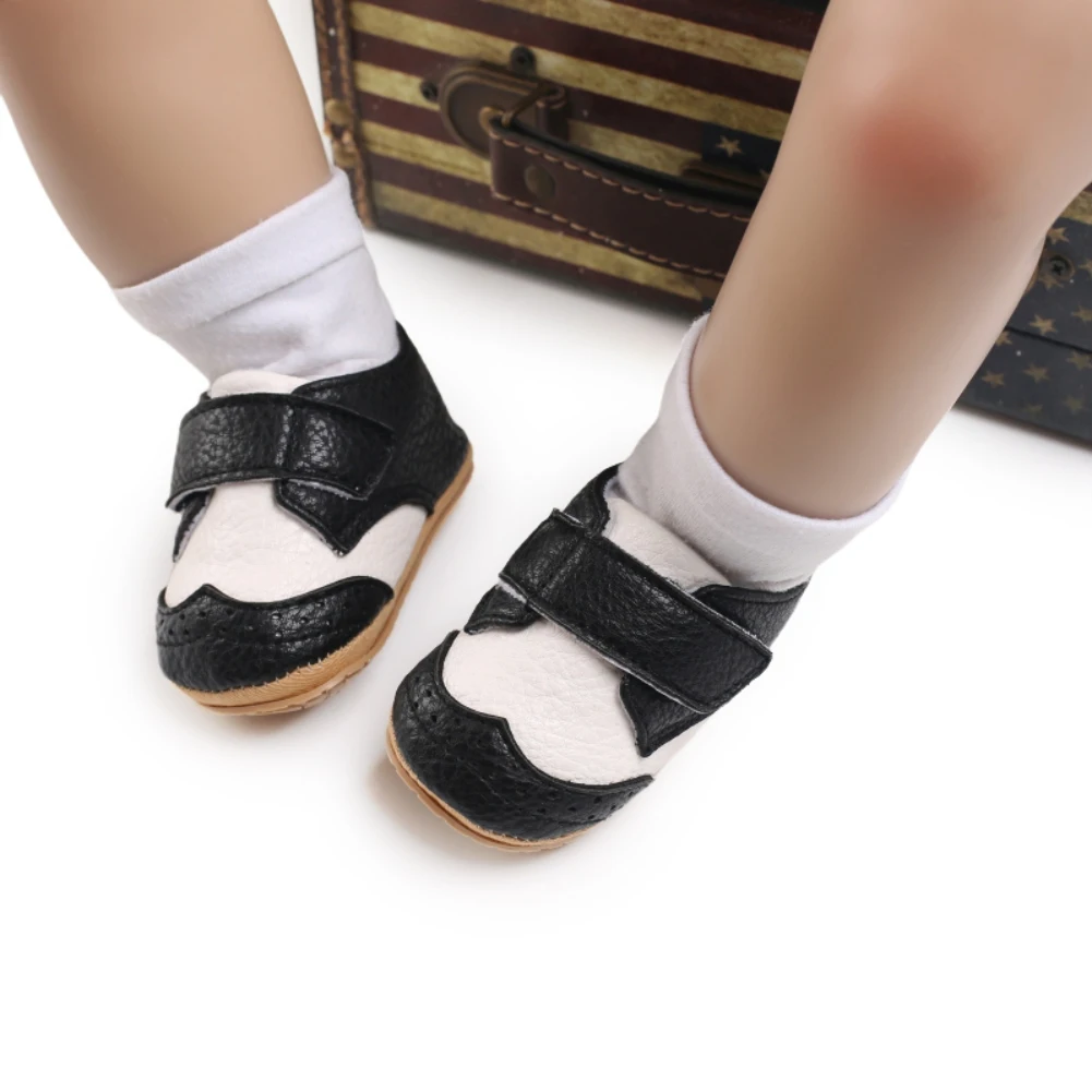 Кроссовки Детские демисезонные из ПУ кожи, на нескользящей подошве
Кроссовки Детские демисезонные из ПУ кожи, на нескользящей подошве