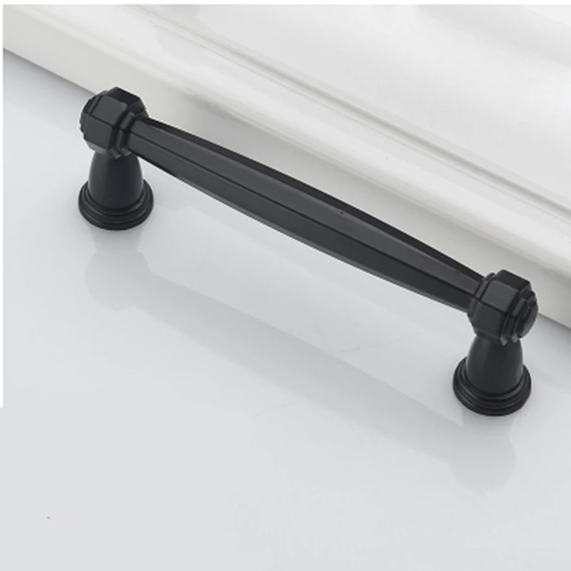 96/128mm Cabinet furniture handle Modern minimalist European style cabinet drawer American black wardrobe door handle 10pcs/lot
96/128mm Cabinet furniture handle Modern minimalist European style cabinet drawer American black wardrobe door handle 10pcs/lot