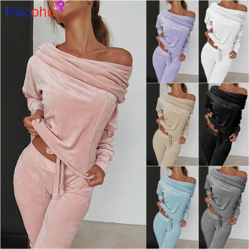 HAOOHU Off shoulder Velvet Women Tracksuits Women Running Sets Sports Top Long Pants Warm Autumn Winter Lounge Wear Suits
HAOOHU Off shoulder Velvet Women Tracksuits Women Running Sets Sports Top Long Pants Warm Autumn Winter Lounge Wear Suits