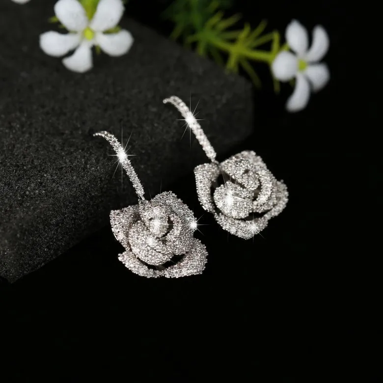 New Korean Shiny luxury Crystal Rose Flower Petal Drop Earrings For Women Fashion Zircon Pendientes Jewelry Accessories
New Korean Shiny luxury Crystal Rose Flower Petal Drop Earrings For Women Fashion Zircon Pendientes Jewelry Accessories