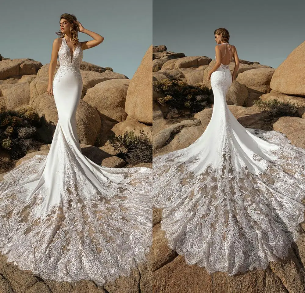 2020 Sexy Mermaid Wedding Dresses Lace Appliqued Halter Backless Robes De Mariée Custom Made Beach Bridal Vestido De Noiva
2020 Sexy Mermaid Wedding Dresses Lace Appliqued Halter Backless Robes De Mariée Custom Made Beach Bridal Vestido De Noiva