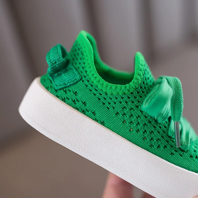 Summer Children's Casual Knitted Sports Shoes Student Mesh Soft Bottom Breathable Running Shoes Children's Shoes
Summer Children's Casual Knitted Sports Shoes Student Mesh Soft Bottom Breathable Running Shoes Children's Shoes