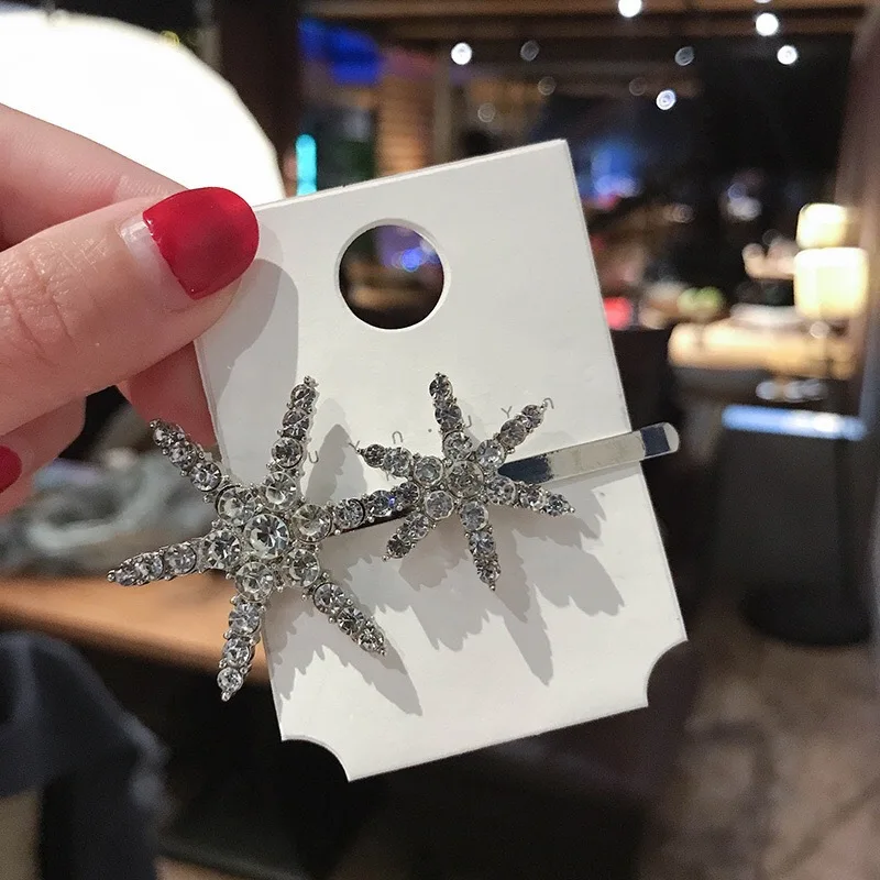 Hot Sale Star Hairpin Fairy Headdress Mori Women Side Hairpin Hollow Word Clip Girl Bangs Clip Ins akcesoria do wlosow
Hot Sale Star Hairpin Fairy Headdress Mori Women Side Hairpin Hollow Word Clip Girl Bangs Clip Ins akcesoria do wlosow
