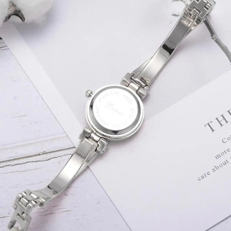 Women Steel Strap Watches Practical Texture Durable Rhinestone Quartz Business Classic Delicate Multi-function Wristwatch
Women Steel Strap Watches Practical Texture Durable Rhinestone Quartz Business Classic Delicate Multi-function Wristwatch