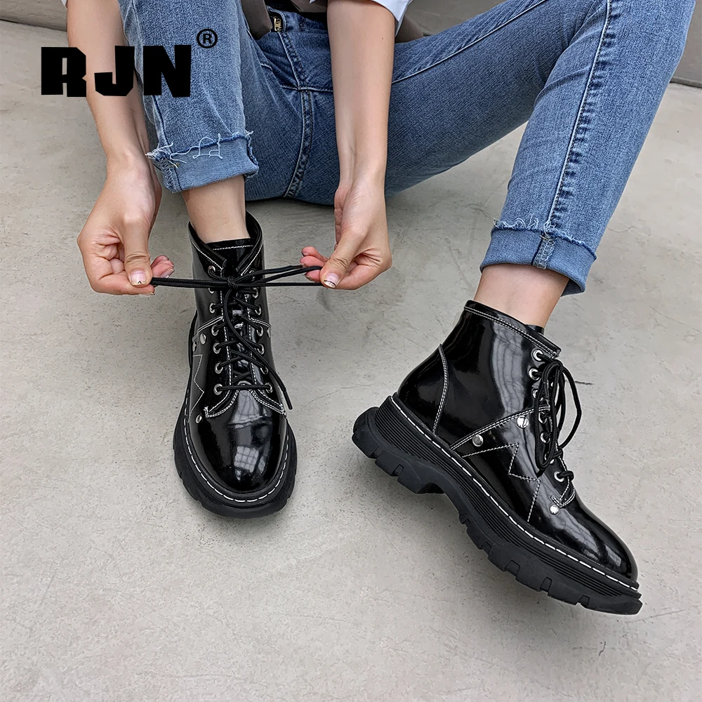 RJN Concise Sport Ankle Boots Lace-up High Quality Cow Leather Handmade Boots Comfortable Round Toe Platform Shoes WomenRO351
RJN Concise Sport Ankle Boots Lace-up High Quality Cow Leather Handmade Boots Comfortable Round Toe Platform Shoes WomenRO351