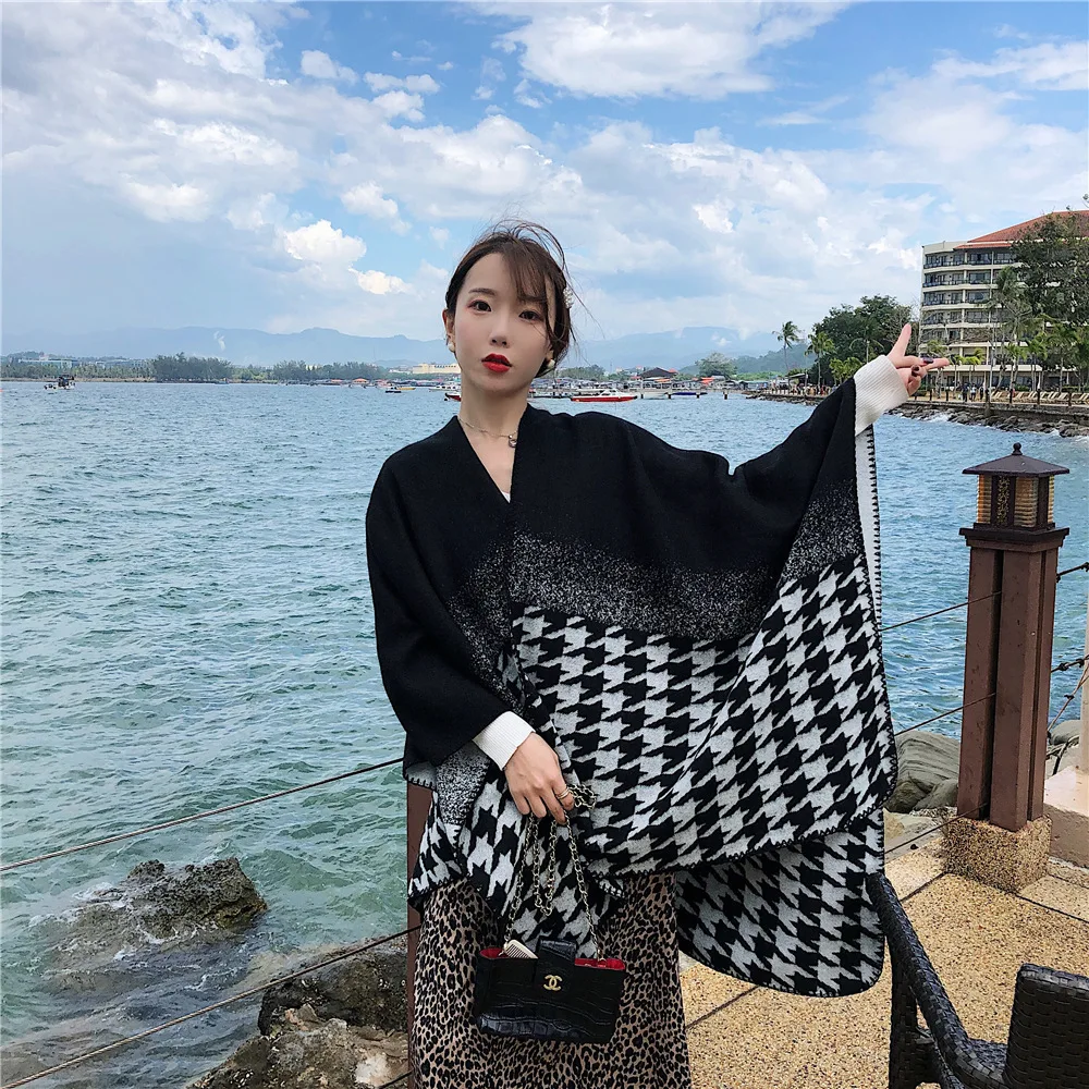 Houndstooth National Style Shawl Autumn and Winter Scarf Female Thickened Cashmere Warm Oversized Cloak Outdoor Blanket Student 
Houndstooth National Style Shawl Autumn and Winter Scarf Female Thickened Cashmere Warm Oversized Cloak Outdoor Blanket Student