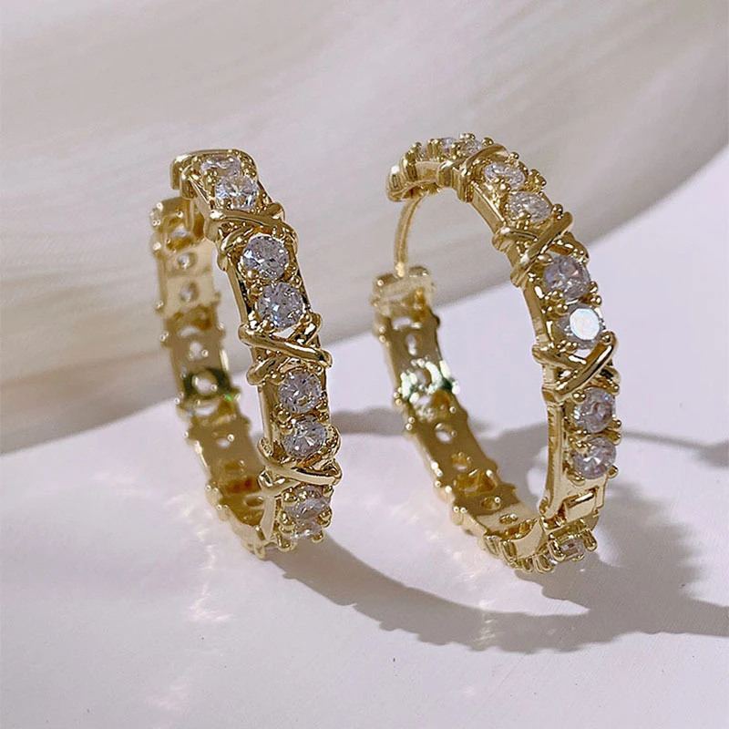 Nanny New Korean Style Trendy Earrings Zircon Inlaid Simple Temperament Women's Earrings Jewelry Wedding Accessories Gift Gold
Nanny New Korean Style Trendy Earrings Zircon Inlaid Simple Temperament Women's Earrings Jewelry Wedding Accessories Gift Gold
