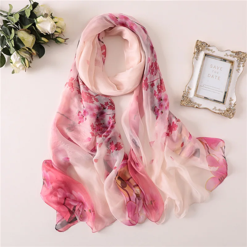 Hot Zomer Elegante Vrouwen Sjaal Mode Print Grote Maat Lady Sjaals En Wraps Pashmina Zijden Sjaals Strand Stola
Hot Zomer Elegante Vrouwen Sjaal Mode Print Grote Maat Lady Sjaals En Wraps Pashmina Zijden Sjaals Strand Stola