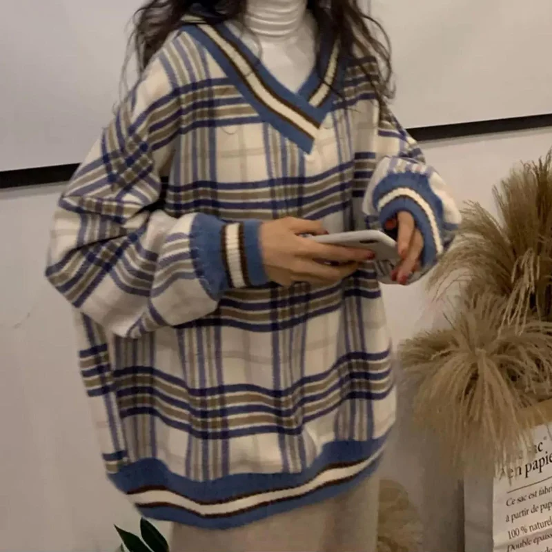 Plaid Pullover Women Warm Korean Pullover Sweater Loose Vintage Women Turtleneck Sweatshirt V Neck Jumper Long Sleeve Pull Femme
Plaid Pullover Women Warm Korean Pullover Sweater Loose Vintage Women Turtleneck Sweatshirt V Neck Jumper Long Sleeve Pull Femme