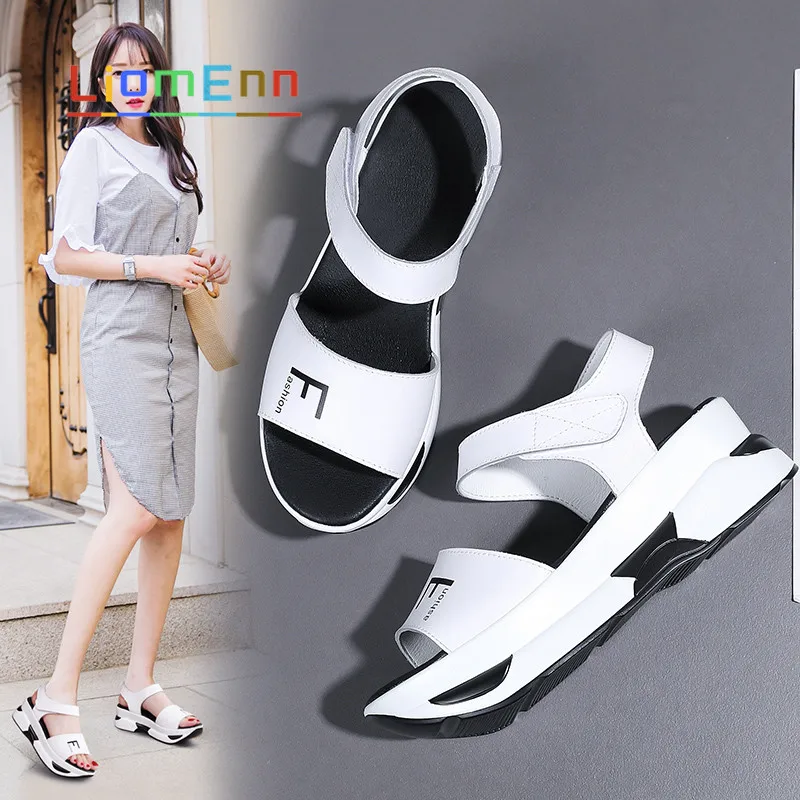 White Chunky Sandals Women Shoes 2021 New Platform Summer Sandals For Women Ladies Designer Casual Heels Slipper chaussure femme
White Chunky Sandals Women Shoes 2021 New Platform Summer Sandals For Women Ladies Designer Casual Heels Slipper chaussure femme