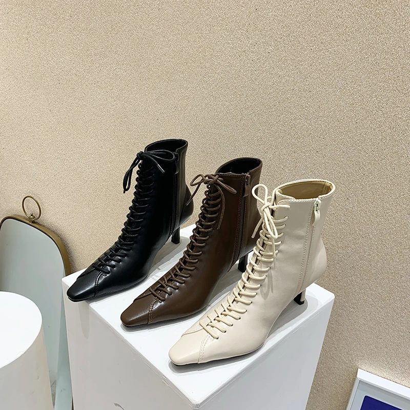 Fashion Women Ankle Boots Round Toe PU Leather Cross Tied Lace Up Side Zipper Short Martin Booties Thin High Heels Black Beige
Fashion Women Ankle Boots Round Toe PU Leather Cross Tied Lace Up Side Zipper Short Martin Booties Thin High Heels Black Beige