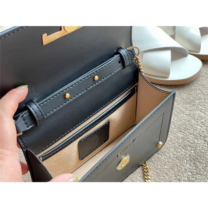 Original Quality Women's Shoulder Bags Luxury Genuine Leather Lambskin Handbag Message Bag Fashion Design Cross-body Purse
Original Quality Women's Shoulder Bags Luxury Genuine Leather Lambskin Handbag Message Bag Fashion Design Cross-body Purse