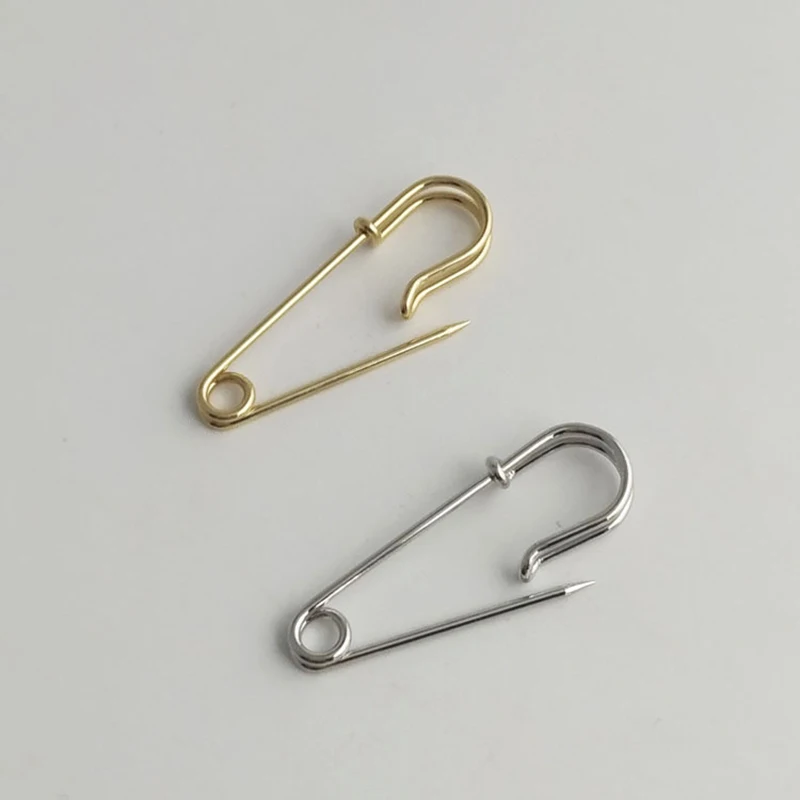 Trendy Unisex Punk Rock Style Safety Pin Ear Hook Stud Earrings Exquisite Jewelry Gift for Women Men Cross Earrings
Trendy Unisex Punk Rock Style Safety Pin Ear Hook Stud Earrings Exquisite Jewelry Gift for Women Men Cross Earrings