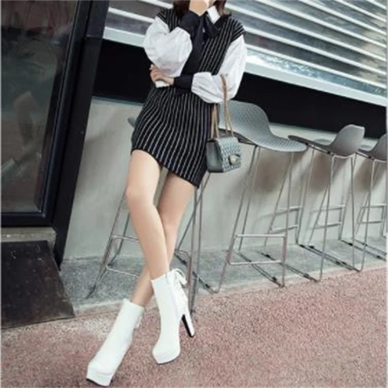 2021 Autumn And Winter European And American Style Knight Boots Round Toe Thick Heel Waterproof Platform Lace-Up Women's Boots
2021 Autumn And Winter European And American Style Knight Boots Round Toe Thick Heel Waterproof Platform Lace-Up Women's Boots