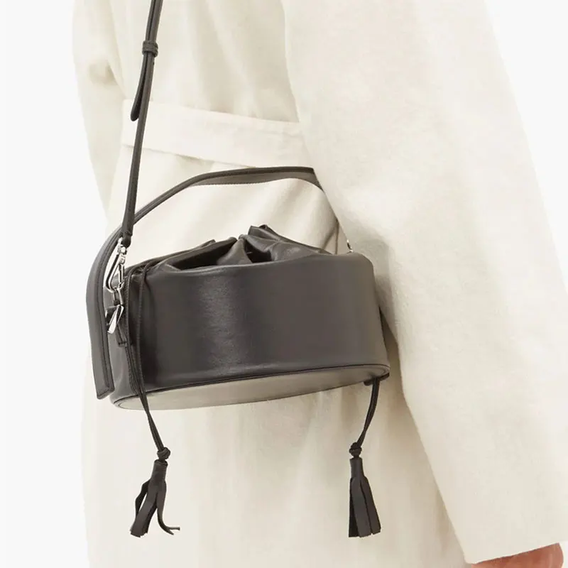 Drawstring Bucket Bag 2021 Mini Brands Leather Crossbody Bags For Women High Quality Shoulder Bag Designer Handbags Luxury
Drawstring Bucket Bag 2021 Mini Brands Leather Crossbody Bags For Women High Quality Shoulder Bag Designer Handbags Luxury