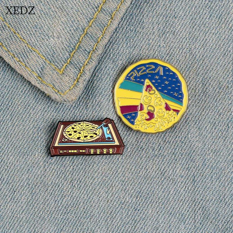 XEDZ Hot New Pizza Tower Making Recipe Fashion Personality Food Fast Food Magic Pizza Brooch Denim Pendant Jewelry Gift
XEDZ Hot New Pizza Tower Making Recipe Fashion Personality Food Fast Food Magic Pizza Brooch Denim Pendant Jewelry Gift