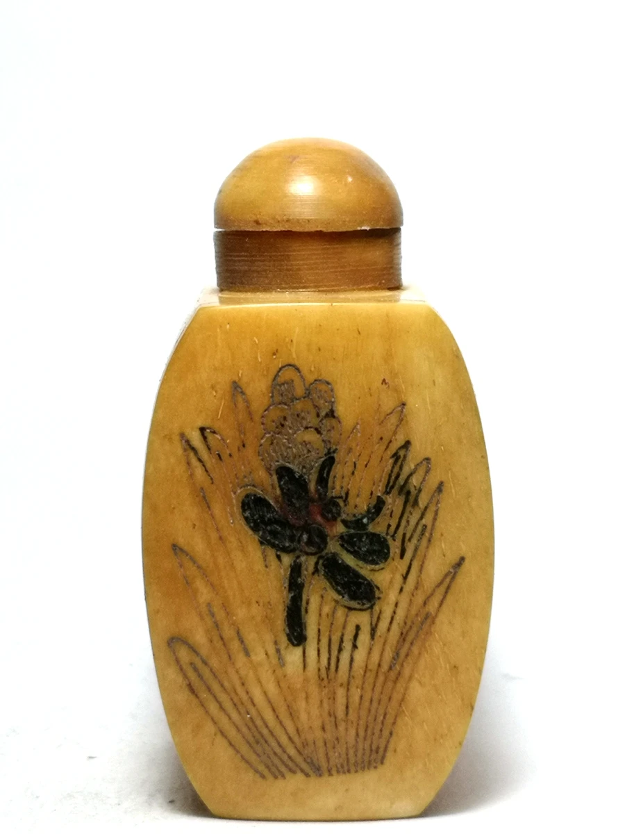 YIZHU CULTUER ART Collection Ornaments China Hand Carved inlay butterfly dragonfly Snuff Bottles Family Decoration
YIZHU CULTUER ART Collection Ornaments China Hand Carved inlay butterfly dragonfly Snuff Bottles Family Decoration