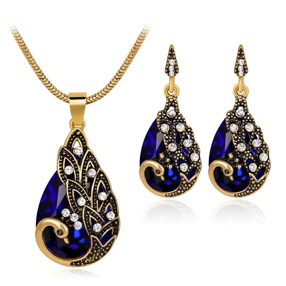 3Pcs/Set Retro Fashion DIY Peacock Jewelry Alloy Inlay Diamond Necklace Set For Women Personality Animal
3Pcs/Set Retro Fashion DIY Peacock Jewelry Alloy Inlay Diamond Necklace Set For Women Personality Animal