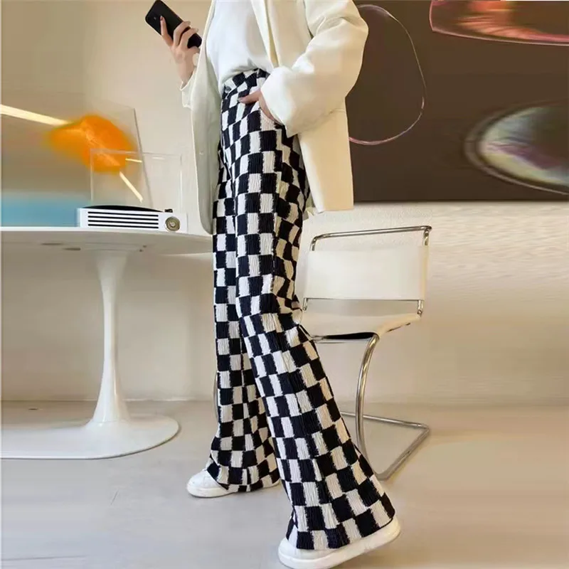 Newest Fashion 2021 Winter Designer Women High Wide Blakc White Corduroy Plaid Pants Zipper Fly Boot Cut Slim Casual Trousers
Newest Fashion 2021 Winter Designer Women High Wide Blakc White Corduroy Plaid Pants Zipper Fly Boot Cut Slim Casual Trousers