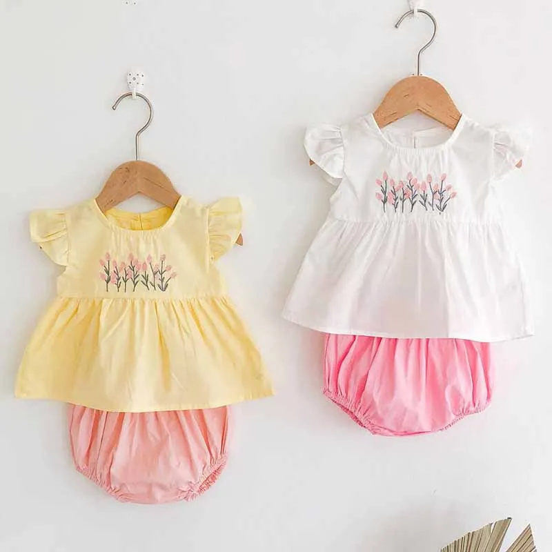 Baby Girls Clothes Baby Girl Summer Clothes Fashion Baby Clothes Set Embrodiery Baby Flying sleeve Camisole+Bread pants outfits
Baby Girls Clothes Baby Girl Summer Clothes Fashion Baby Clothes Set Embrodiery Baby Flying sleeve Camisole+Bread pants outfits