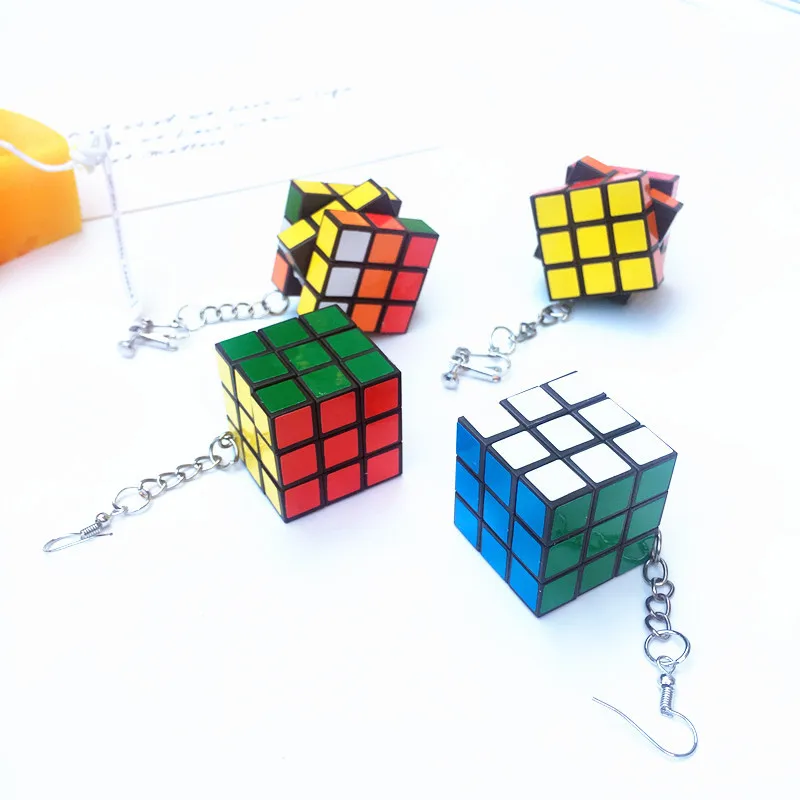 Creative punk earrings hand-made kid's cube ear hook personality exaggeration long earrings fashion accessories
Creative punk earrings hand-made kid's cube ear hook personality exaggeration long earrings fashion accessories