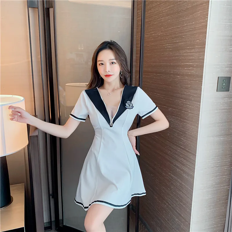 Open Back open shoulder Women's Fashion Nightclub Sexy Mesh Solid Color Party Mini Hollow Out Lace Halter Women Clothes 98509
Open Back open shoulder Women's Fashion Nightclub Sexy Mesh Solid Color Party Mini Hollow Out Lace Halter Women Clothes 98509