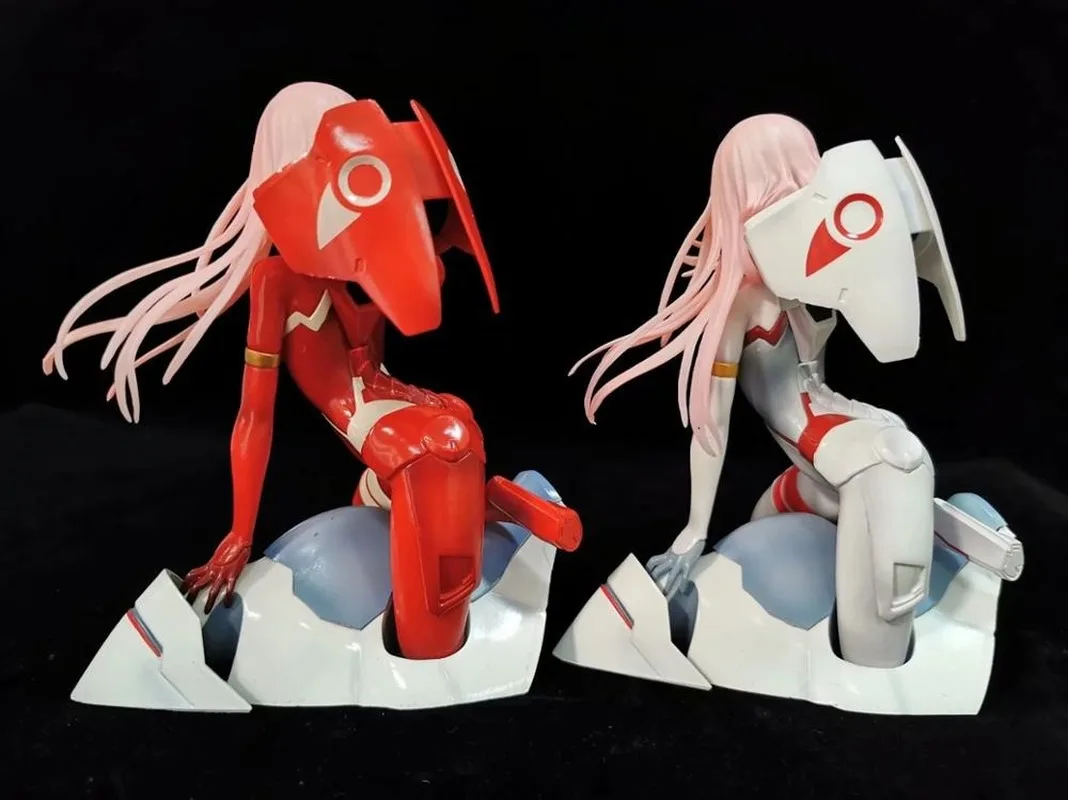 NEW Anime Darling in the FRANXX Figure Zero Two PVC Figure Collectible Model Doll Toy 16 cm 
NEW Anime Darling in the FRANXX Figure Zero Two PVC Figure Collectible Model Doll Toy 16 cm