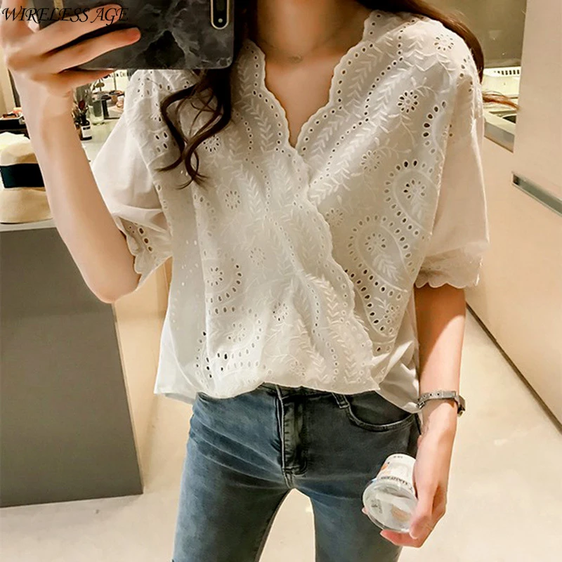 WIRELESS AGE Cardigan T Shirt Women Crocheted Hollow Lace V Neck Top Korean Style Sexy Loose Short Sleeve Fashion Wild T Shirt
WIRELESS AGE Cardigan T Shirt Women Crocheted Hollow Lace V Neck Top Korean Style Sexy Loose Short Sleeve Fashion Wild T Shirt