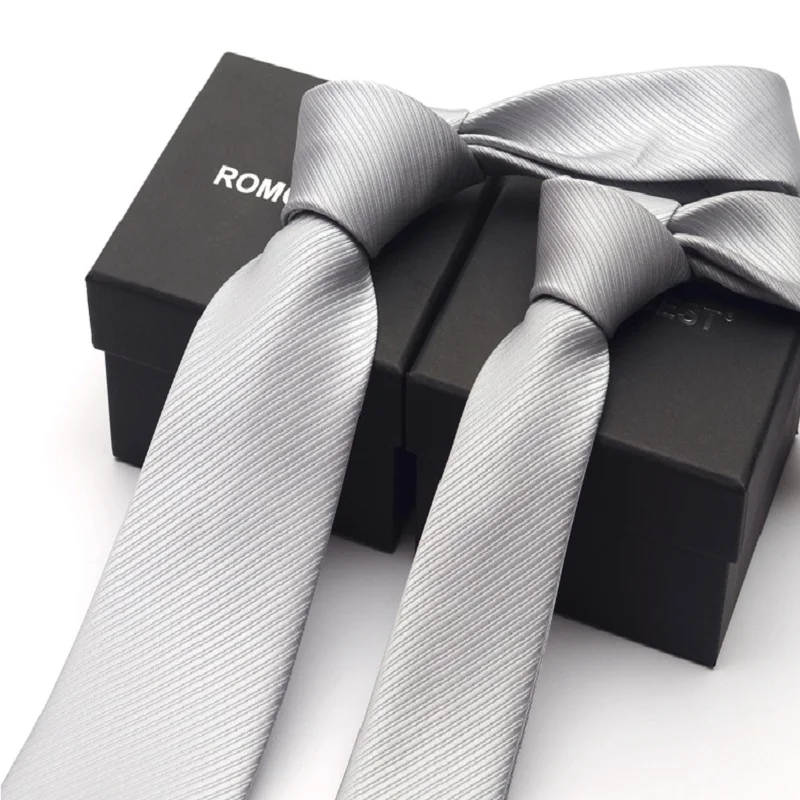 2020 Brand New Men's High Quality Fashion 6CM 8CM Slim Twill Sliver Gray Necktie Romantic Wedding Neck Tie for Men with Gift Box
2020 Brand New Men's High Quality Fashion 6CM 8CM Slim Twill Sliver Gray Necktie Romantic Wedding Neck Tie for Men with Gift Box