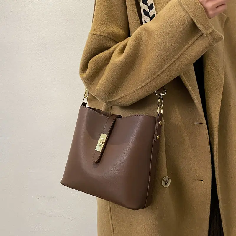 Crossbody Bag Backpack Shoulder Bag Female Handbag Women Bag Luxury Fashion 2021 New PU Leather Simple All-match Bucket Zipper
Crossbody Bag Backpack Shoulder Bag Female Handbag Women Bag Luxury Fashion 2021 New PU Leather Simple All-match Bucket Zipper