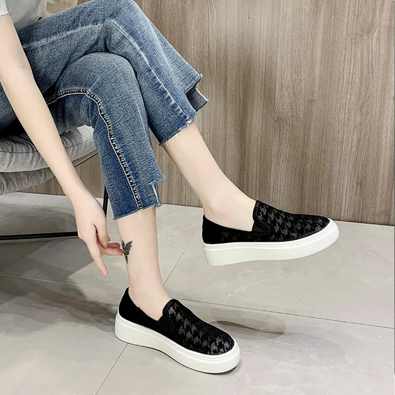 Summer New Style 2021 Flat-bottomed Outdoor Women's Shoes Thick-soled Lace Mesh Breathable Lazy Fisherman Shoes Women
Summer New Style 2021 Flat-bottomed Outdoor Women's Shoes Thick-soled Lace Mesh Breathable Lazy Fisherman Shoes Women