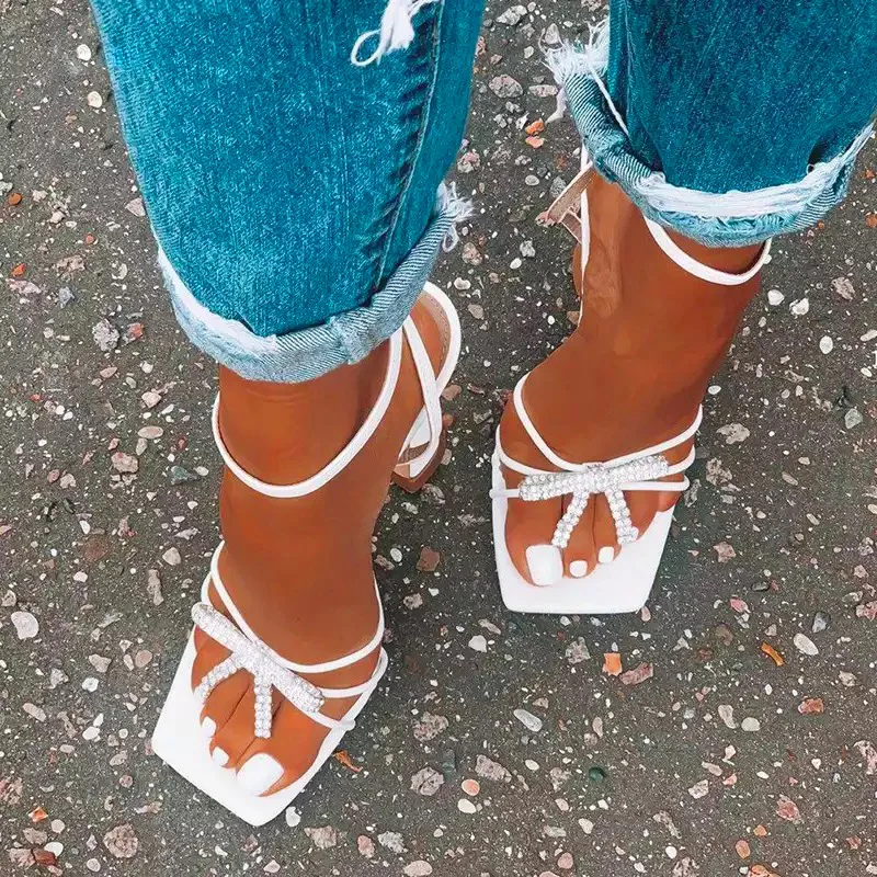 IPPEUM Women's Sandals Heel Summer High Heel With Rhinestone Bow White Sandals For Women
IPPEUM Women's Sandals Heel Summer High Heel With Rhinestone Bow White Sandals For Women