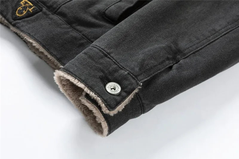 Plus Velvet Thick Denim Jacket Men Casual Lapel Cotton Jeans Jacket Men Fur Collar Warm Winter Mens Jackets And Coats
Plus Velvet Thick Denim Jacket Men Casual Lapel Cotton Jeans Jacket Men Fur Collar Warm Winter Mens Jackets And Coats