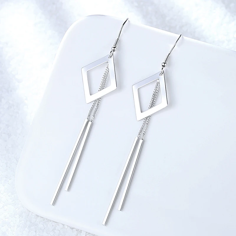 Simple Romantic Long Chain Tassel Drop Earrings Female Geometric Rectangle Hollow Dangle Ear Hook Charming Earring Jewelry Gifts
Simple Romantic Long Chain Tassel Drop Earrings Female Geometric Rectangle Hollow Dangle Ear Hook Charming Earring Jewelry Gifts