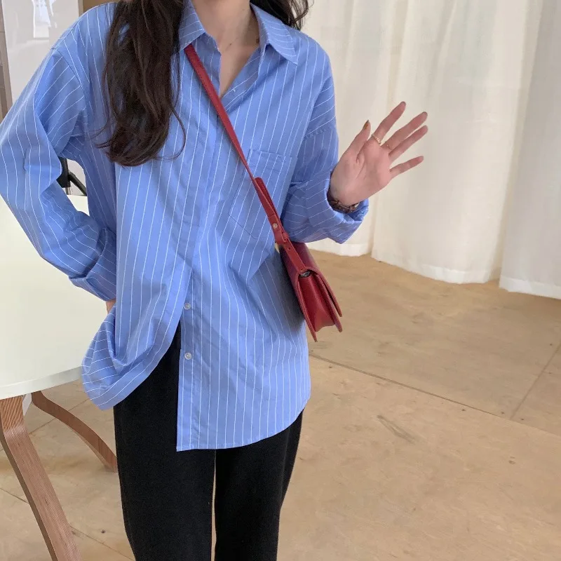 Spring 2021 New Women's Blue Striped Shirt Top Versatile Loose Casual Sun Protection Pocket Long Sleeve Shirt
Spring 2021 New Women's Blue Striped Shirt Top Versatile Loose Casual Sun Protection Pocket Long Sleeve Shirt
