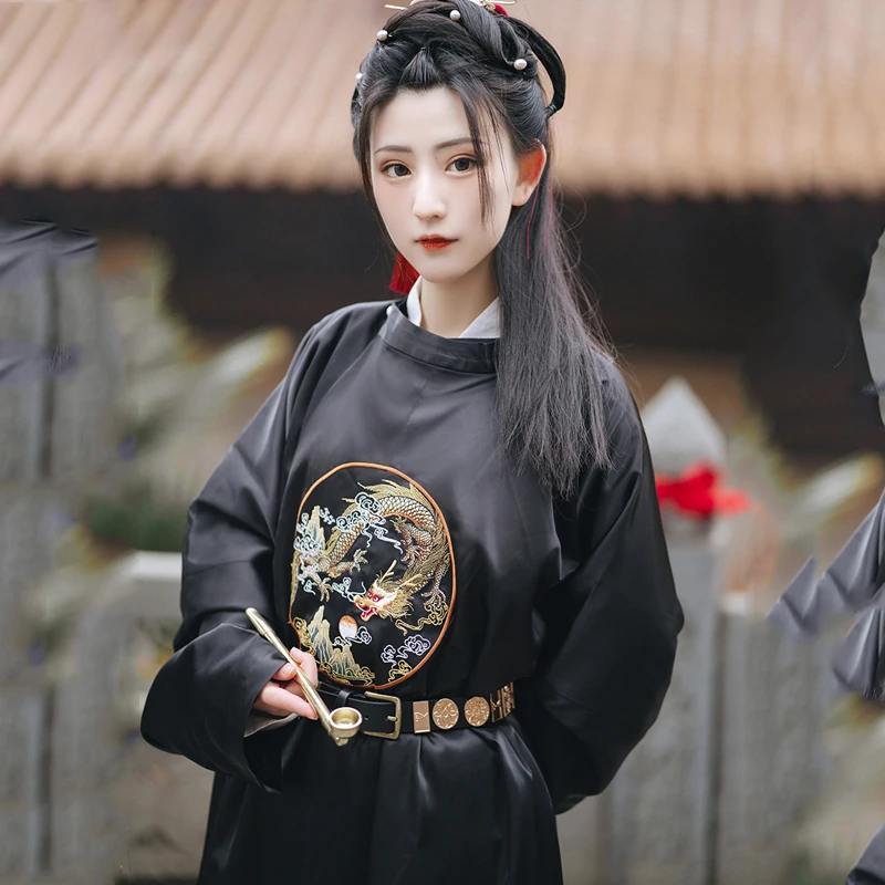 Chinese Drama Tang Dynasty Round Neck Long Robe Traditional Chinese Folk Dance Costumes Daily Hanfu Show Costume Men and Women 
Chinese Drama Tang Dynasty Round Neck Long Robe Traditional Chinese Folk Dance Costumes Daily Hanfu Show Costume Men and Women