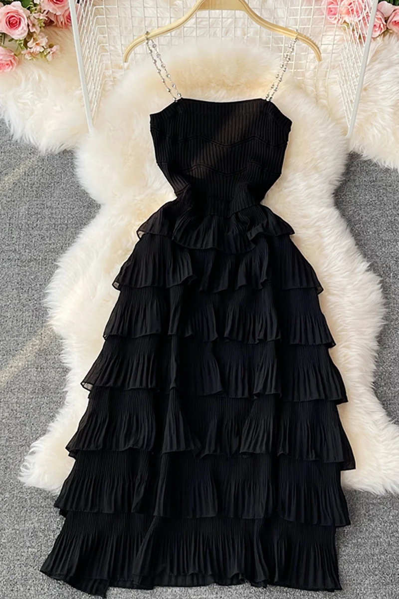 Korean women's spaghetti strap dress summer women's new knitting patchwork ruffles cake dress ball gown dresses 2021
Korean women's spaghetti strap dress summer women's new knitting patchwork ruffles cake dress ball gown dresses 2021