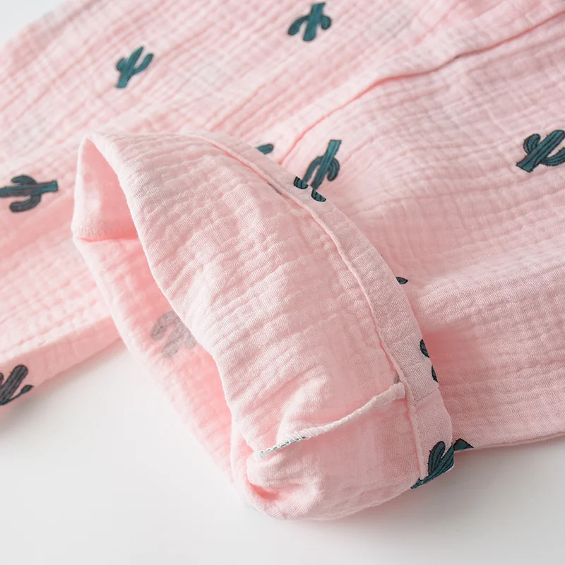 Cute Ladies Pajamas Two-piece Long-sleeved Trousers Cotton Casual Plus Size Home Service Lapel Suit Women
Cute Ladies Pajamas Two-piece Long-sleeved Trousers Cotton Casual Plus Size Home Service Lapel Suit Women